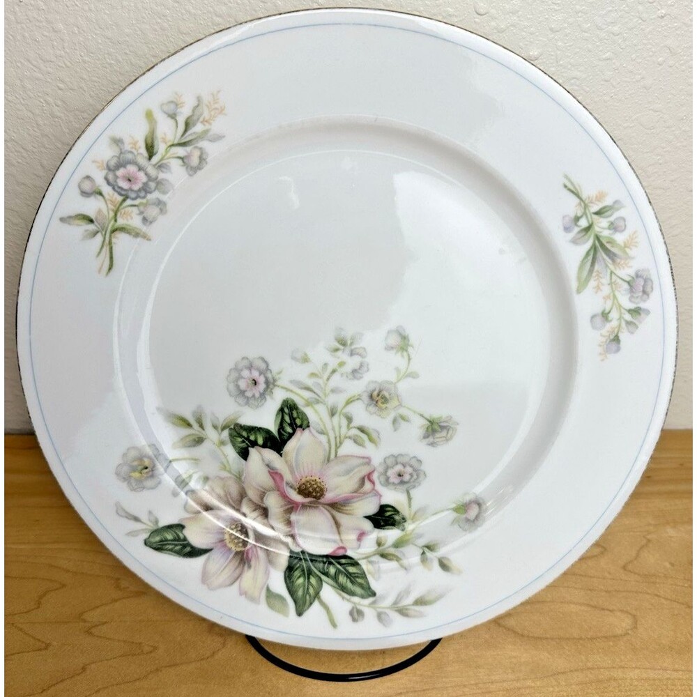 Grace Rochelle Dinner Plate 10 1/8” Floral Stoneware Vintage Japan